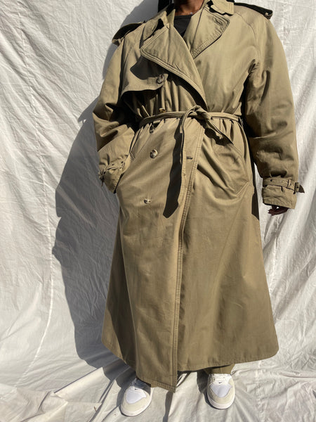 Hugo Boss Trench Coat (44)