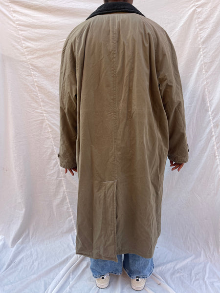 Hugo Boss Trench Coat (40-42)