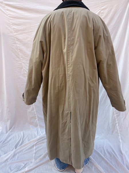 Hugo Boss Trench Coat (44)