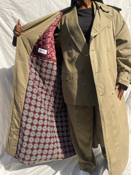 Hugo Boss Trench Coat (44)