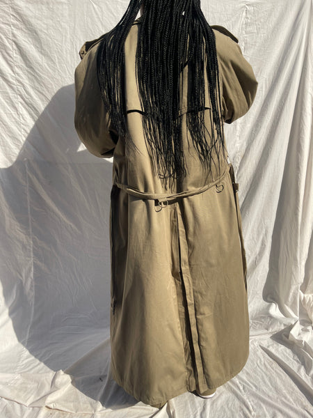 Hugo Boss Trench Coat (44)