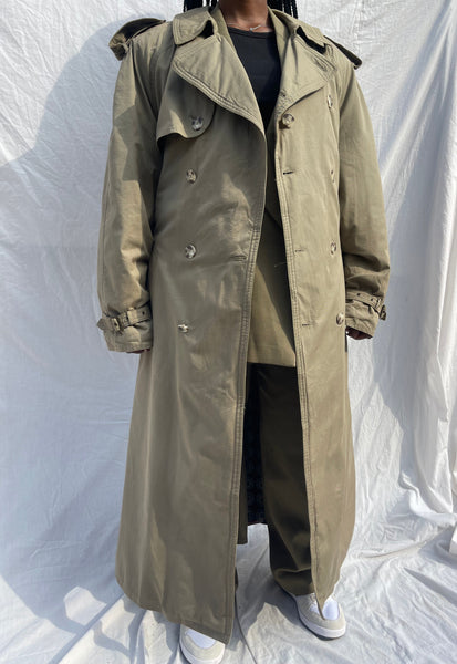 Hugo Boss Trench Coat (44)