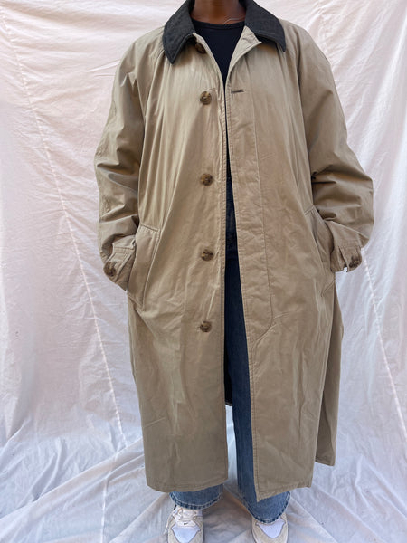 Hugo Boss Trench Coat (44)