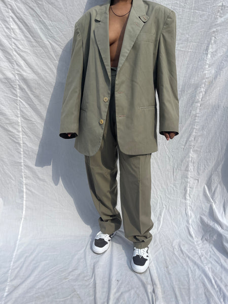 Khaki Pleated Suit (Women’s 34)