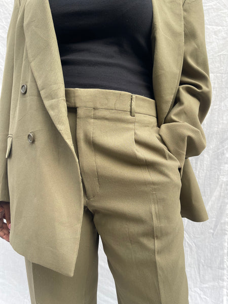Khaki Unisex Suit (Women’s 38)