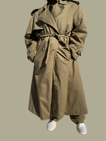 Hugo Boss Trench Coat (44)
