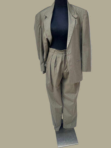 Khaki Pleated Suit (Women’s 34)