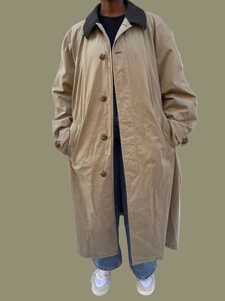 Hugo Boss Trench Coat (44)